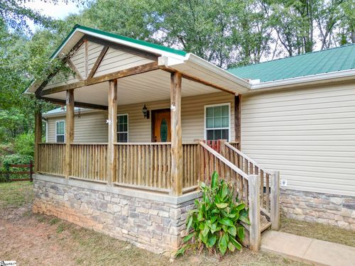 112 Aiken St, Central, SC, 29630-9147 | Card Image