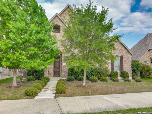 213 Champion Blvd, Boerne, TX, 78006-2731 | Card Image
