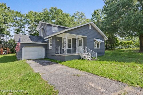388 Oak St, Lucedale, MS, 39452-6704 | Card Image