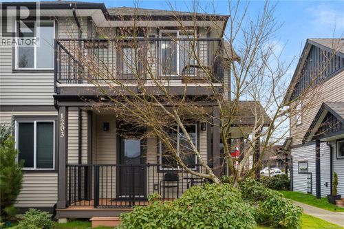 1204 Cassell Place, Nanaimo, BC, V9R0C9 | Card Image