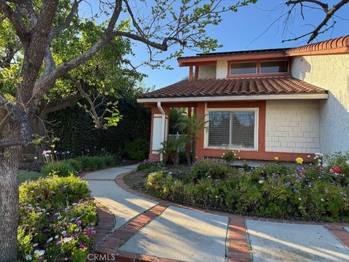 753 Rushing Creek Pl, Thousand Oaks, CA, 91360-2665 | Card Image