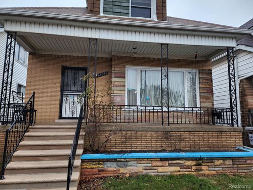 fl-2-12020 Charest St, Hamtramck, MI, 48212-2726 | Card Image