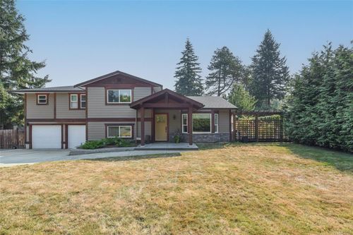 1530 Grayling Dr, Comox, BC, V9M3Z7 | Card Image