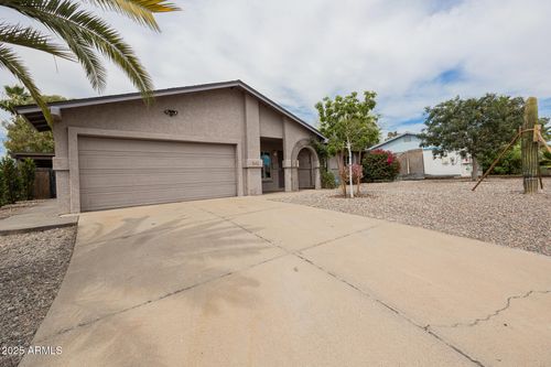 542 W Pampa Ave, Mesa, AZ, 85210-8353 | Card Image