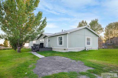 551 2800 E, House other with 4 bedrooms, 2 bathrooms and null parking in St Anthony ID | Image 2