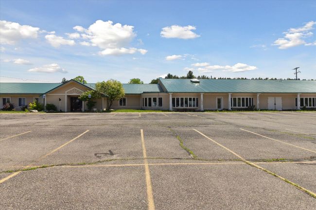 1380 Main St, Home with 0 bedrooms, 10 bathrooms and null parking in Edmore MI | Image 9