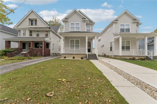 2244 E 100th St, Cleveland, OH, 44106-3502 | Card Image