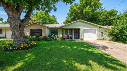 4120 Wilhelm St, Fort Worth, TX, 76119-3744 | Card Image