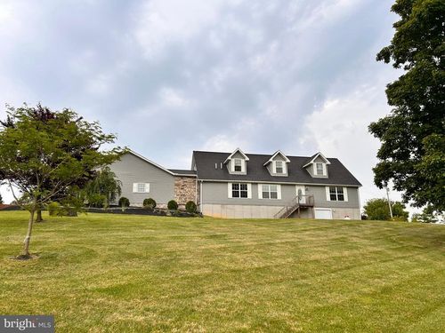 104 Fox Tail Ln, BELLEFONTE, PA, 16823-7843 | Card Image