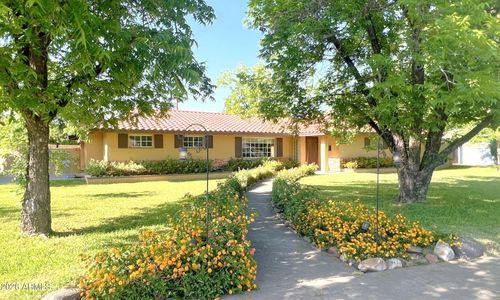 3122 E Monterosa St, Phoenix, AZ, 85016-5803 | Card Image