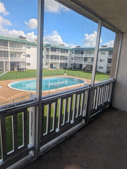 apt-221-5881 Nw 16th Pl, Sunrise, FL, 33313-4776 | Card Image