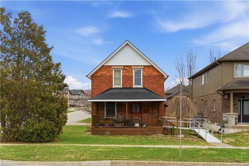 139 Willow St, Paris, ON, N3L2L4 | Card Image