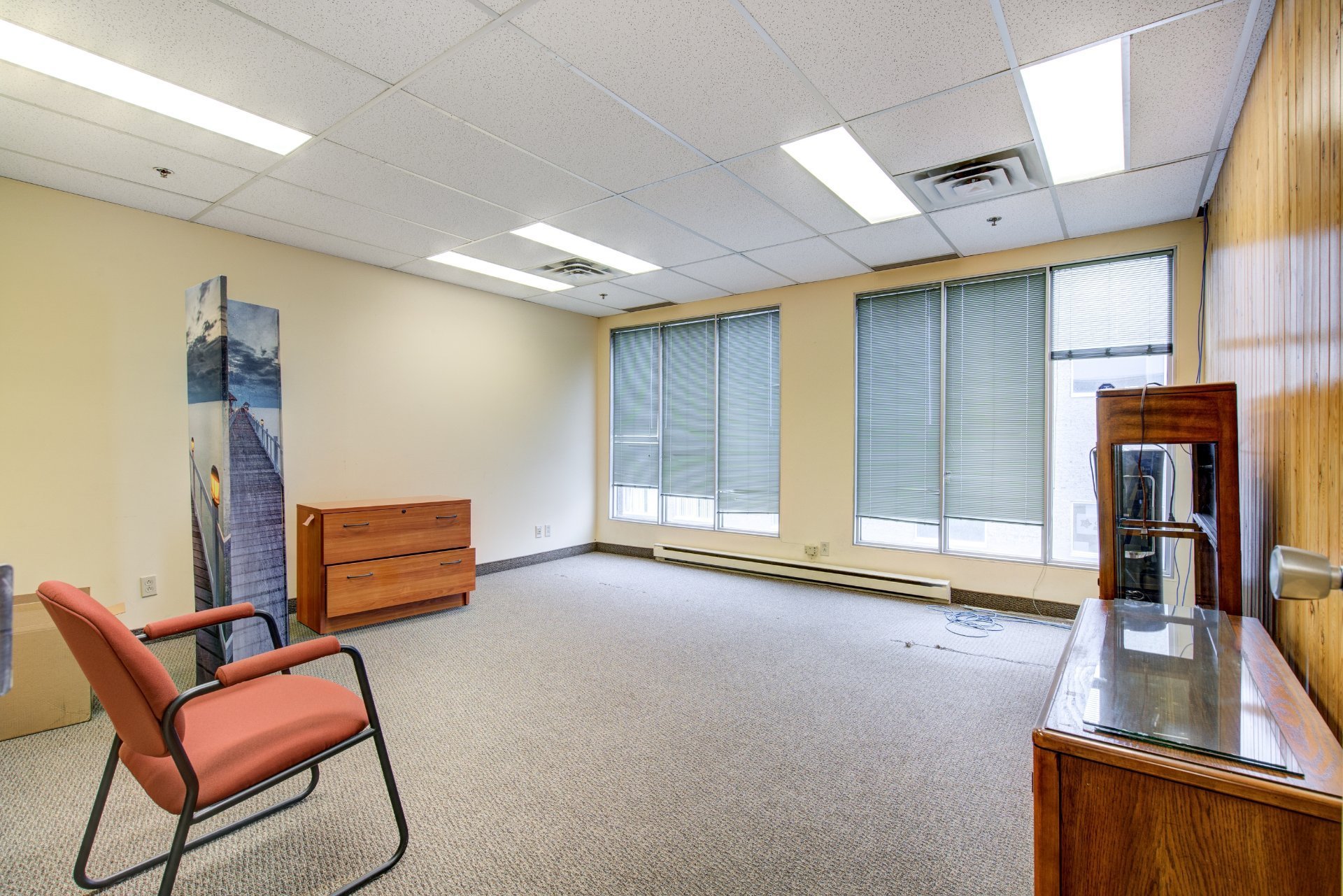 Commercial Lease in Laval (Chomedey) 4