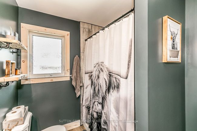 7216 County Rd 13, House other with 2 bedrooms, 1 bathrooms and 15 parking in Lisle ON | Image 23