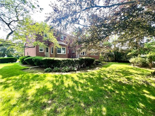 41 Derby Ave, Cedarhurst, NY, 11516-1709 | Card Image
