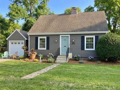 8 Birmingham Rd, Worcester, MA, 01606-1509 | Card Image