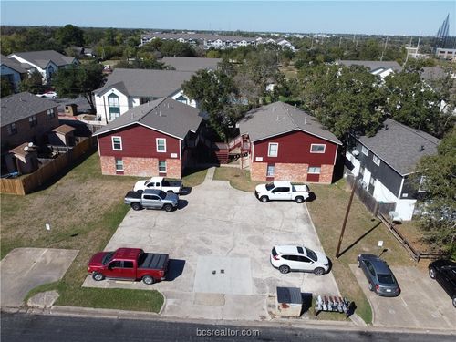 804-802 Navidad St, Bryan, TX, 77801-2815 | Card Image