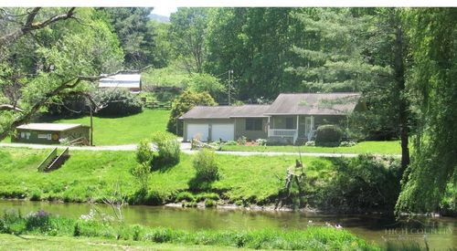 805 Ed Little Rd, Warrensville, NC, 28693-9480 | Card Image