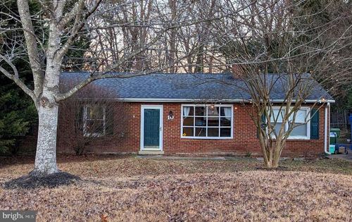 10 Hickory Ridge Dr, FREDERICKSBURG, VA, 22405-1440 | Card Image