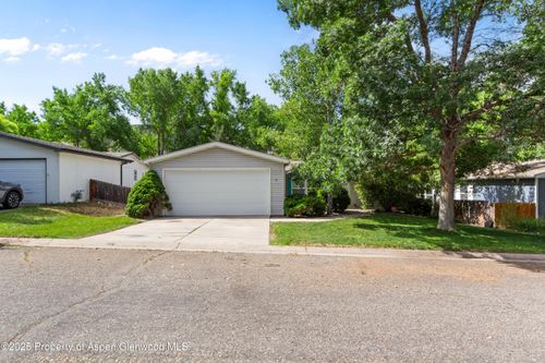 68 E Bonanza Pl, Parachute, CO, 81635-9004 | Card Image