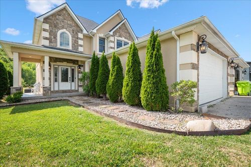 200 Crooked Creek Drive, London, KY, 40744 | Card Image