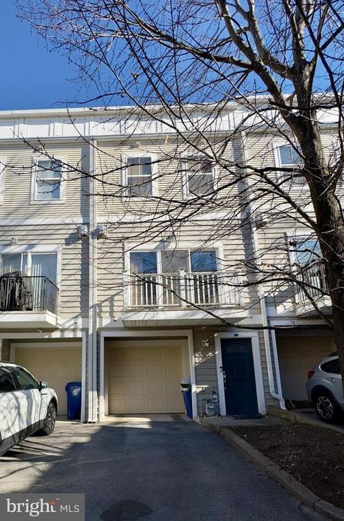 124 N Duncan St, BALTIMORE, MD, 21231-1637 | Card Image