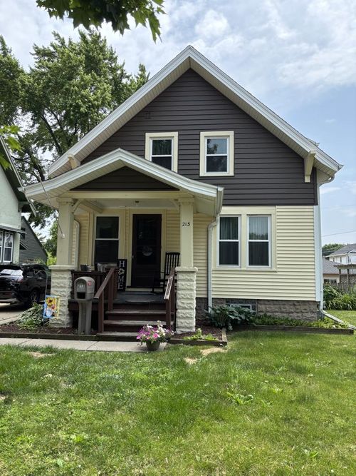 213 Harrison Avenue, Waukesha, WI, 53186 | Card Image