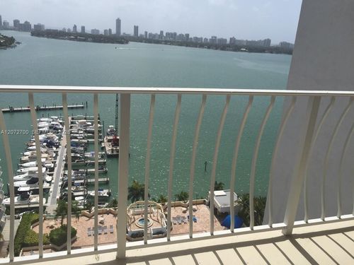 2008-7601 E Treasure Dr, North Bay Village, FL, 33141-4391 | Card Image