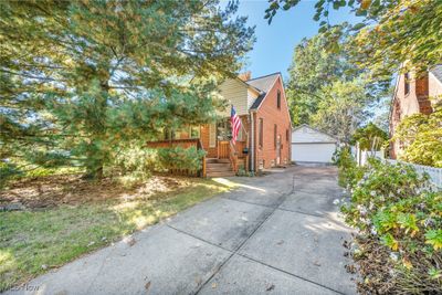 600 Oakmoor Road, House other with 3 bedrooms, 1 bathrooms and null parking in Bay Village OH | Image 2