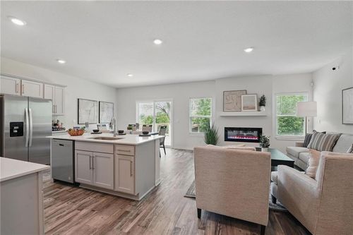 2609 Mercer Ln, Platte City, MO, 64079-4803 | Card Image