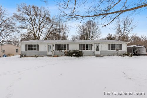 5670-5668-5670 142nd Ave, Holland, MI, 49423-9311 | Card Image