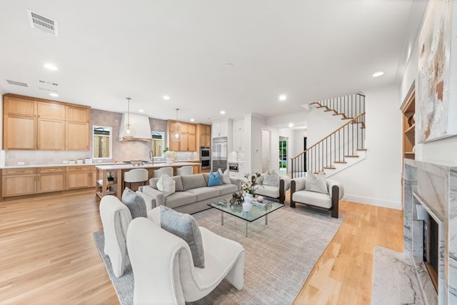 7330 Lehigh Dr, House other with 4 bedrooms, 5 bathrooms and null parking in Dallas TX | Image 7