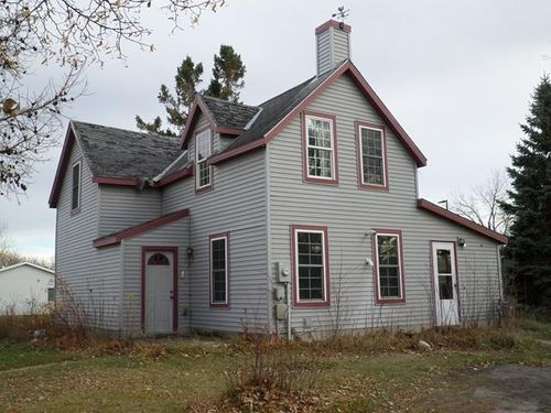 203 Kendall Ave S, Thief River Falls, MN, 56701-3003 | Card Image