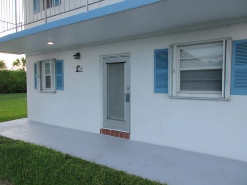 107-1115 Lake Ter, Boynton Beach, FL, 33426-4282 | Card Image
