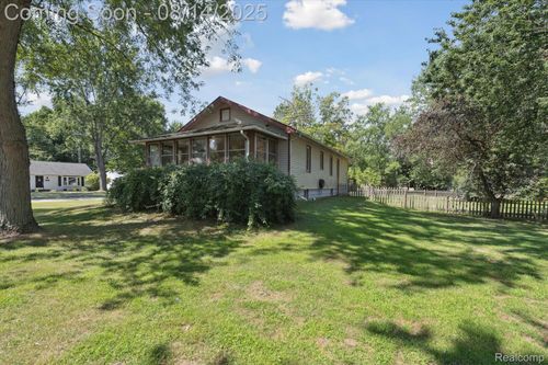703 Cary St, Corunna, MI, 48817-1005 | Card Image