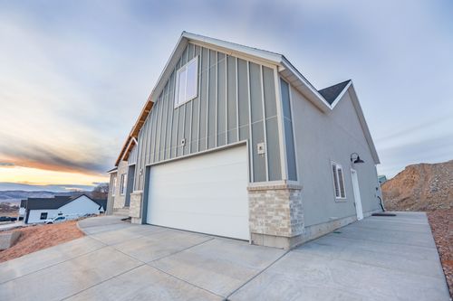 627 E 1100 N, Nephi, UT, 84648-5618 | Card Image