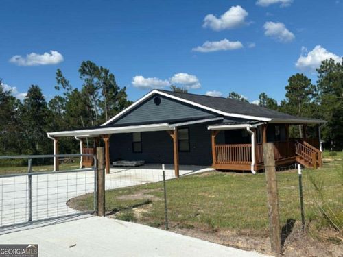 33 Elmwood Ln, Baxley, GA, 31513-3049 | Card Image