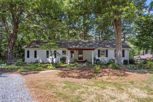 117 Kings Dr, Locust, NC, 28097-9629 | Card Image