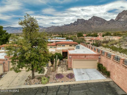 10100 N Spyglass Pl, Tucson, AZ, 85737-7930 | Card Image