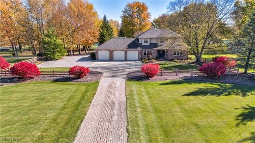 756 N Center St, Lagrange, OH, 44050-9009 | Card Image