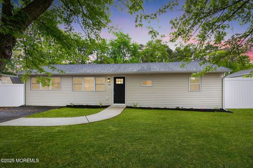 138 Stephan Rd, Brick, NJ, 08724-7040 | Card Image