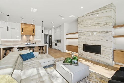 7619 Robin Rd, Dallas, TX, 75209-4017 | Card Image