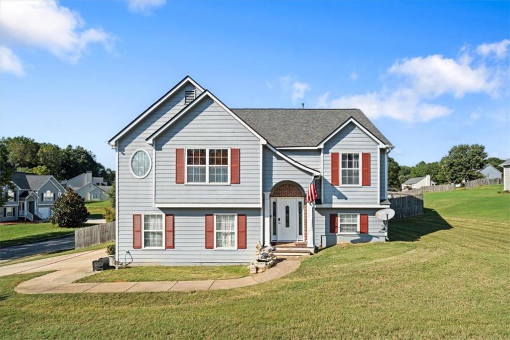 Farm St, Hiram, GA 30141