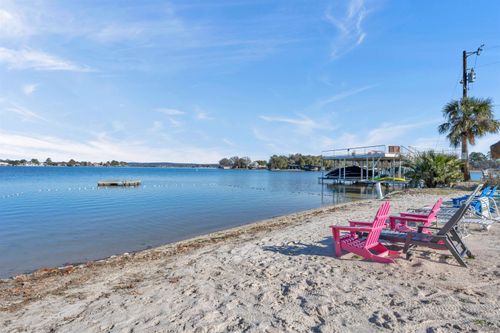 604 Highcrest Dr, Granite Shoals, TX, 78654-2795 | Card Image