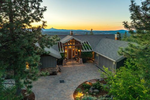 1476 Nw Remarkable Dr, Bend, OR, 97703-5510 | Card Image