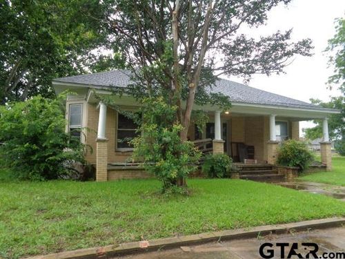 200 S Post Oak St, Winnsboro, TX, 75494-2316 | Card Image