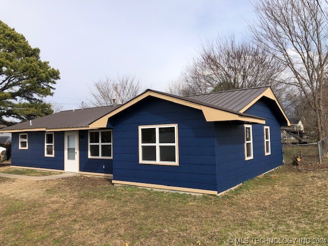 Pine St, Atoka, OK 74525