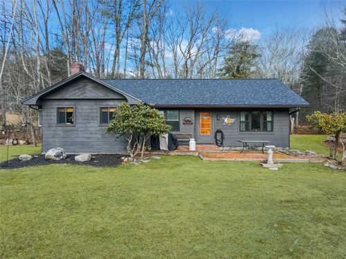 165 Christian Hill Rd, Milford, PA, 18337-6544 | Card Image