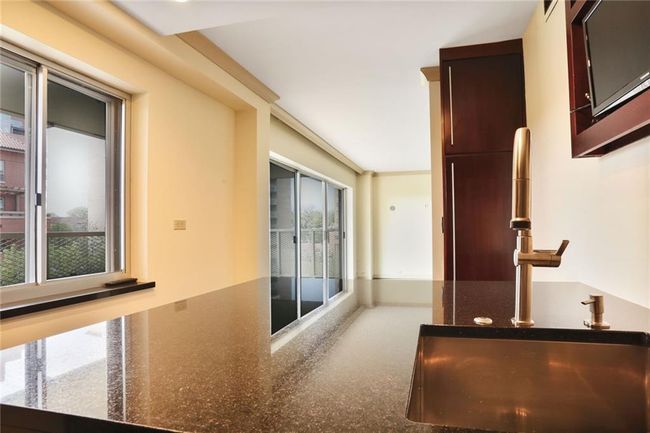 APT-705 - 310 W 49 Th St, Condo with 1 bedrooms, 1 bathrooms and null parking in Kansas City MO | Image 7