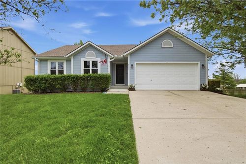 8523 Ne 109th St, Kansas City, MO, 64157-1089 | Card Image